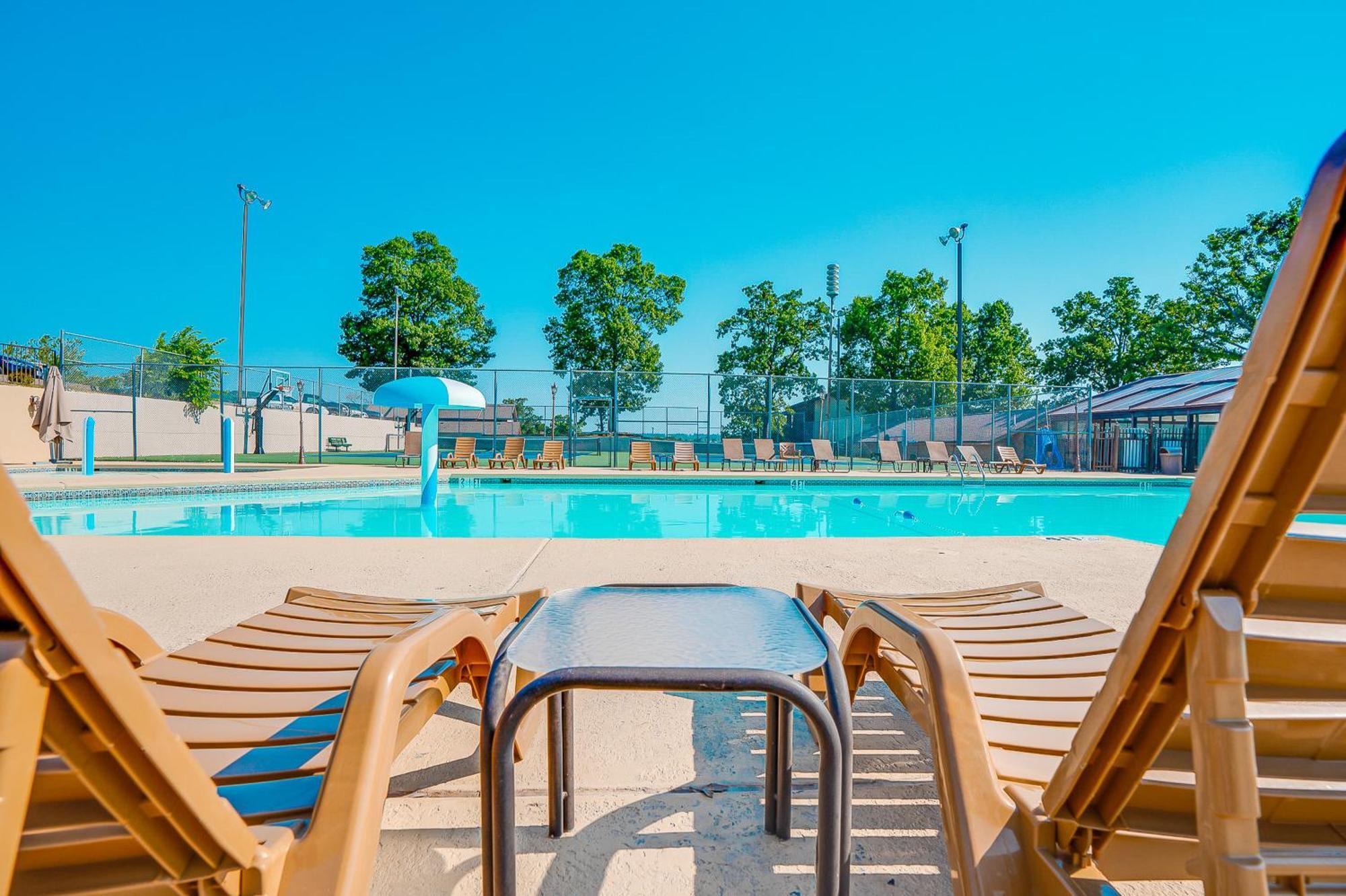 Lofty Retreat & Paradise Pointe Branson Eksteriør billede