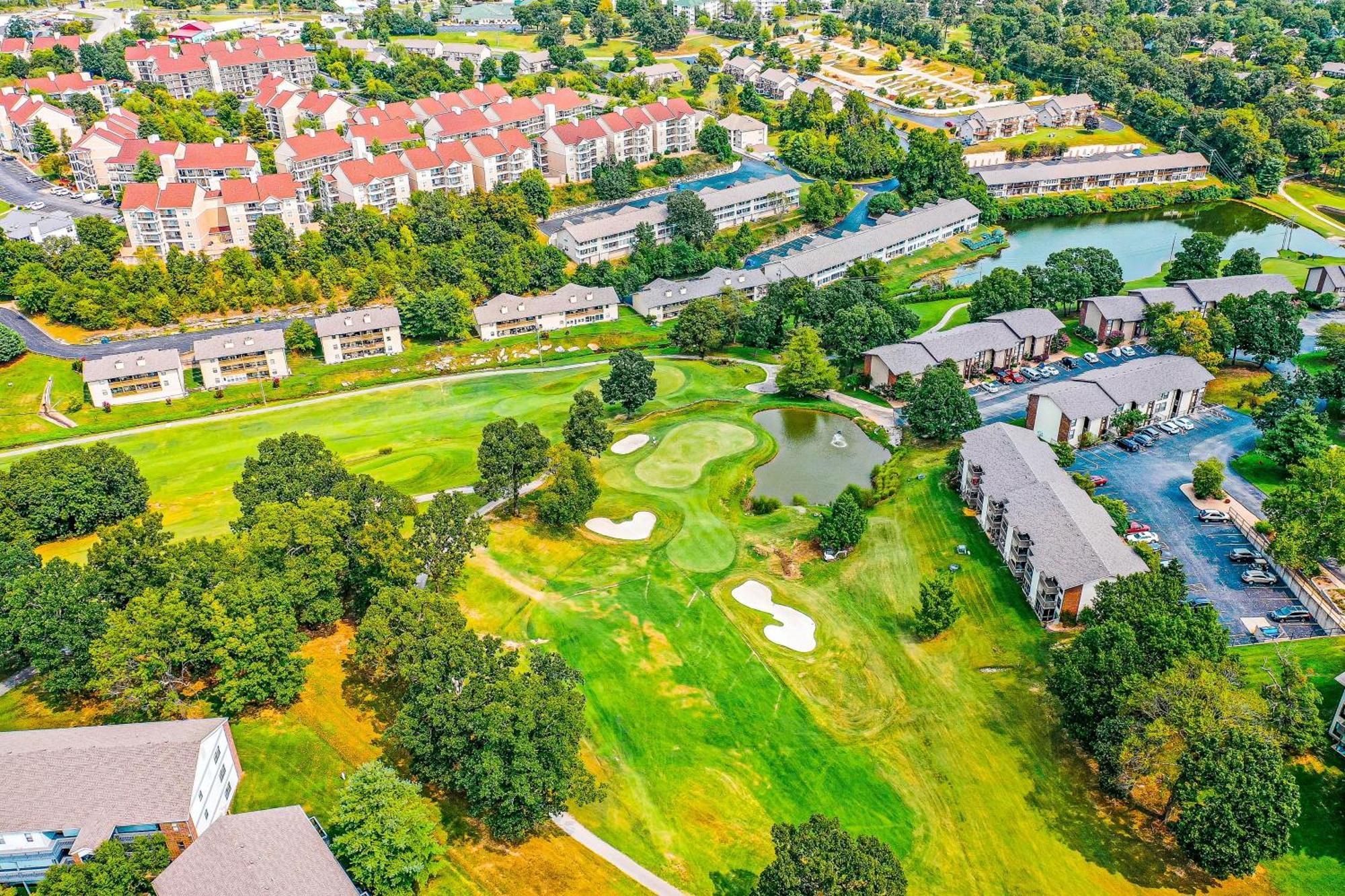 Lofty Retreat & Paradise Pointe Branson Værelse billede
