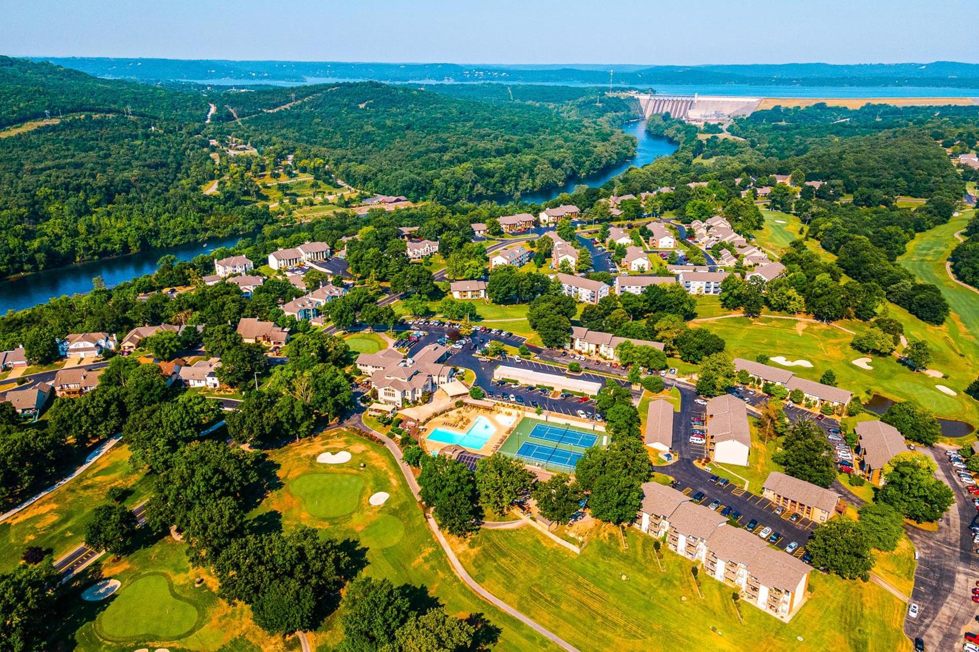 Lofty Retreat & Paradise Pointe Branson Værelse billede